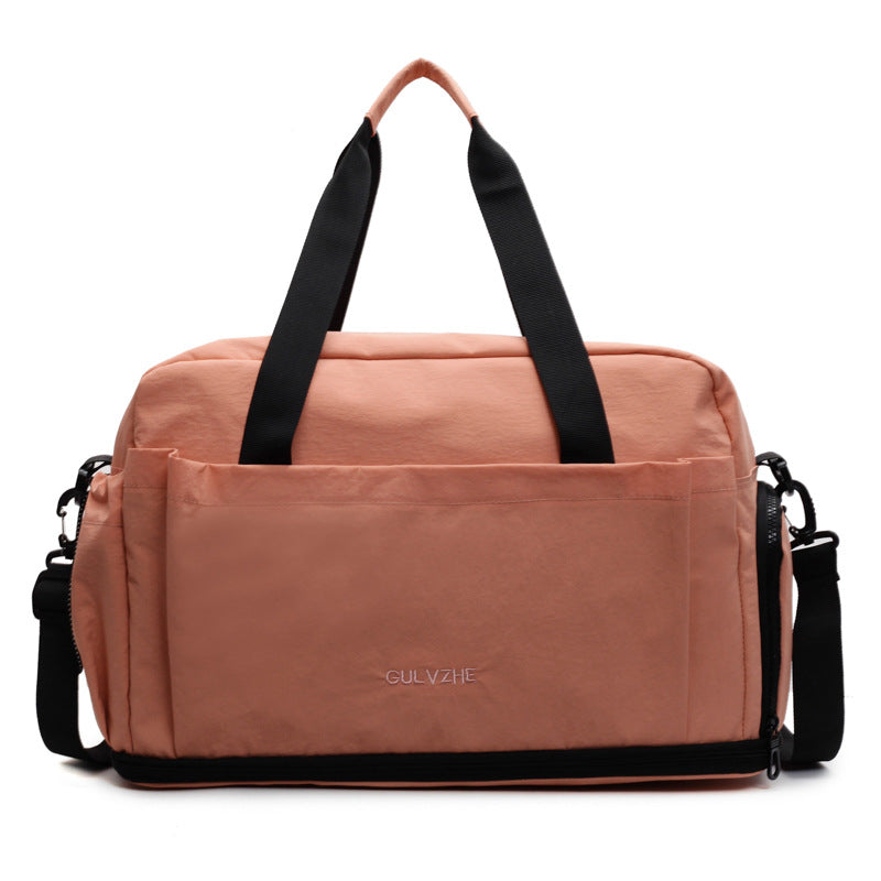 Sporty Travel Bag with Durable and Water-Repellent Material LoungeYard — product view 4
