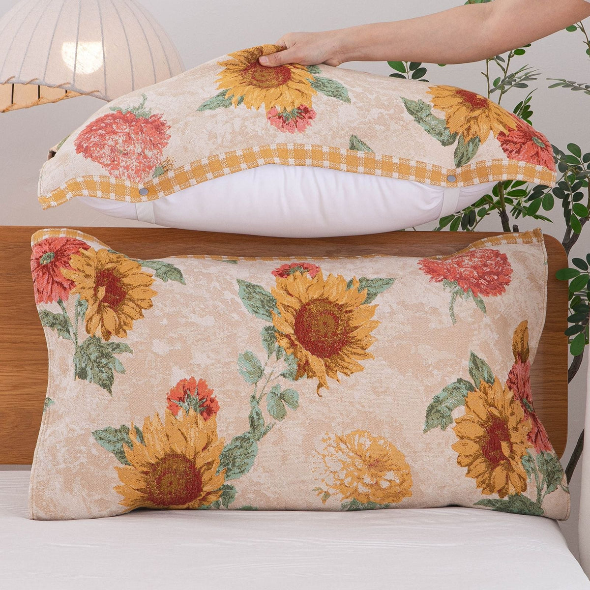 Women's cushion with removable and washable cover LoungeYard — product view 2