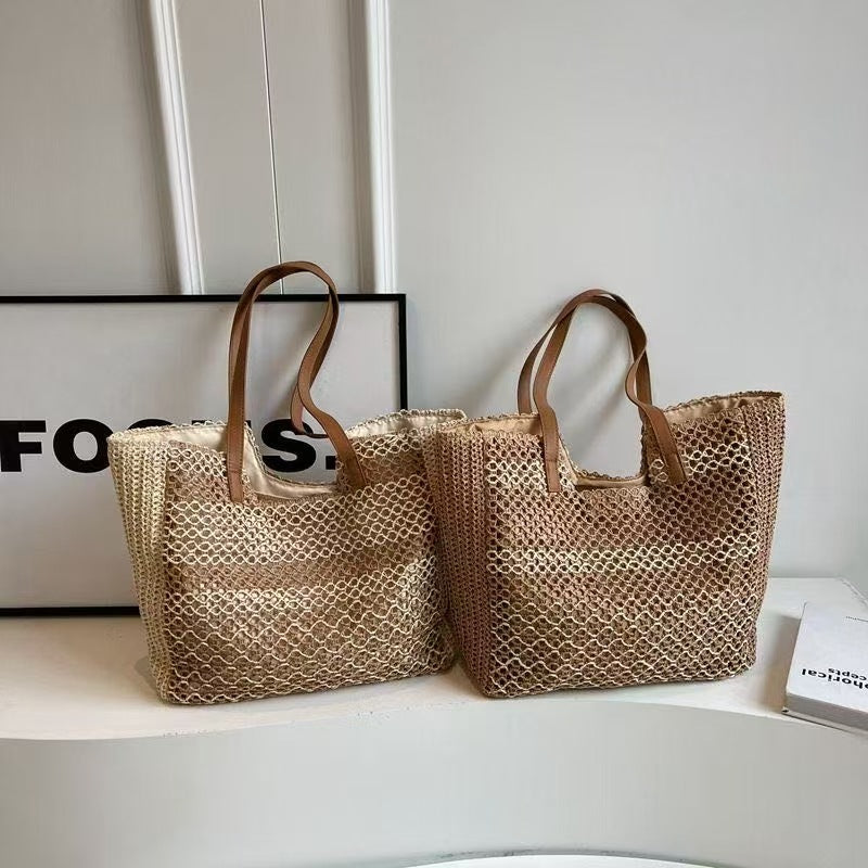Trendy Beach Bag LoungeYard — product view 1