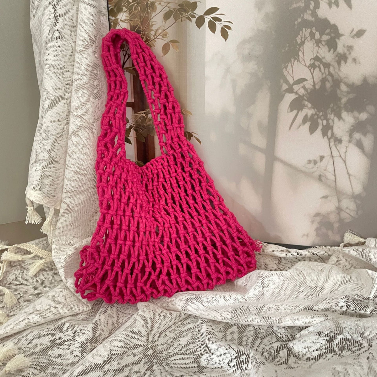 Hand-knotted tote bag in modern design LoungeYard — product view 7
