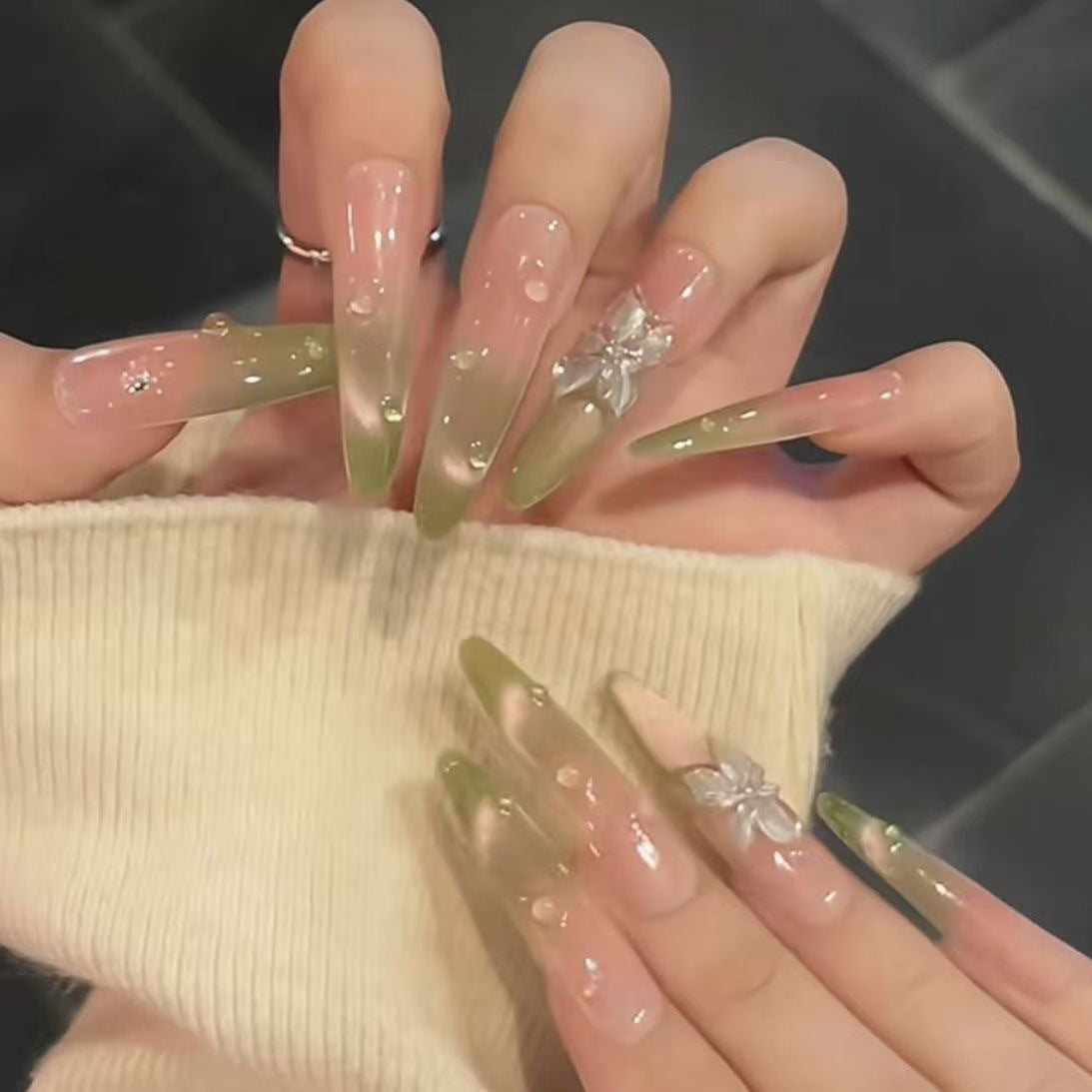Glittering Stiletto Nail Art Extensions — product view 2