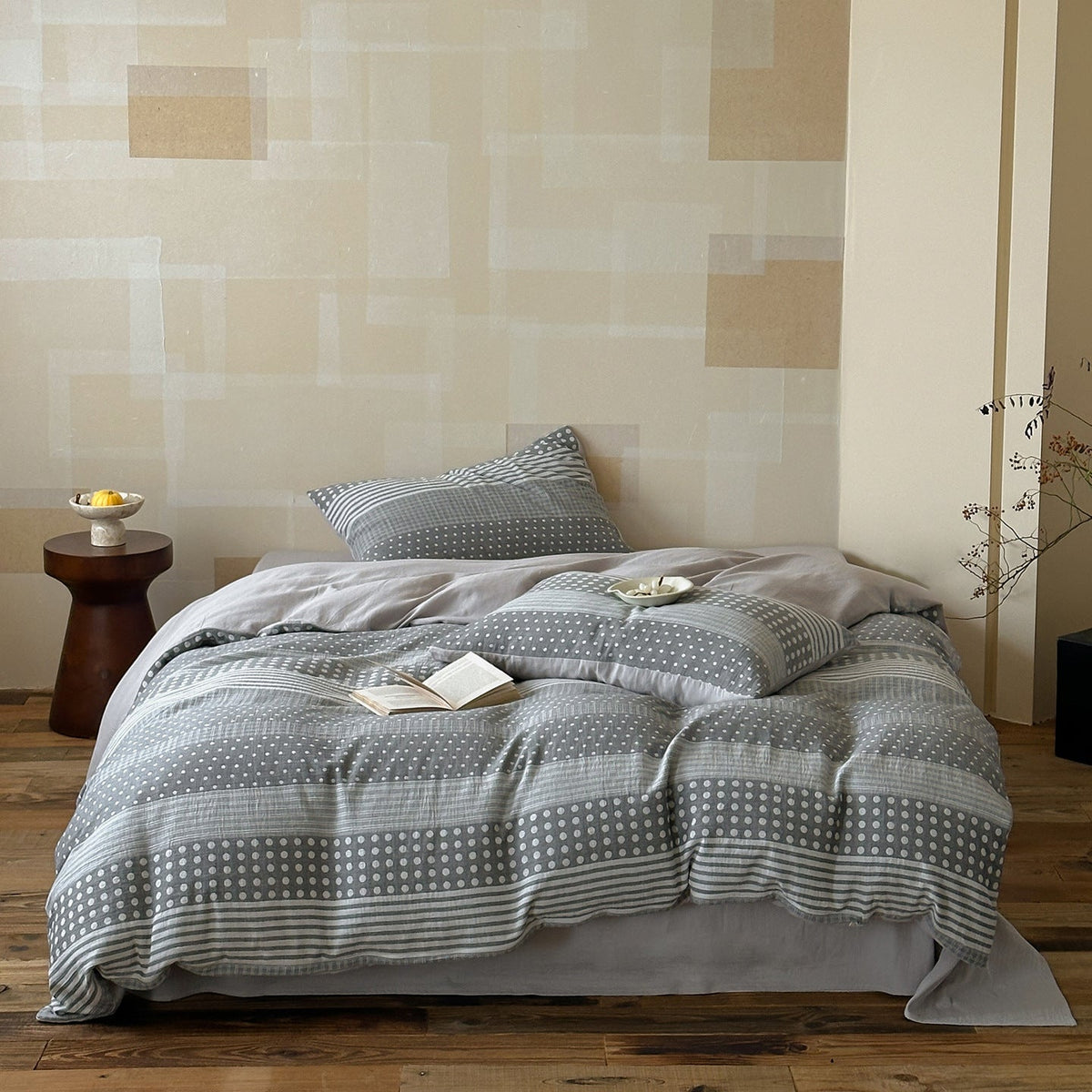 Bedding set made of double-layer cotton gauze with light duvet and pillowcase — product view 6