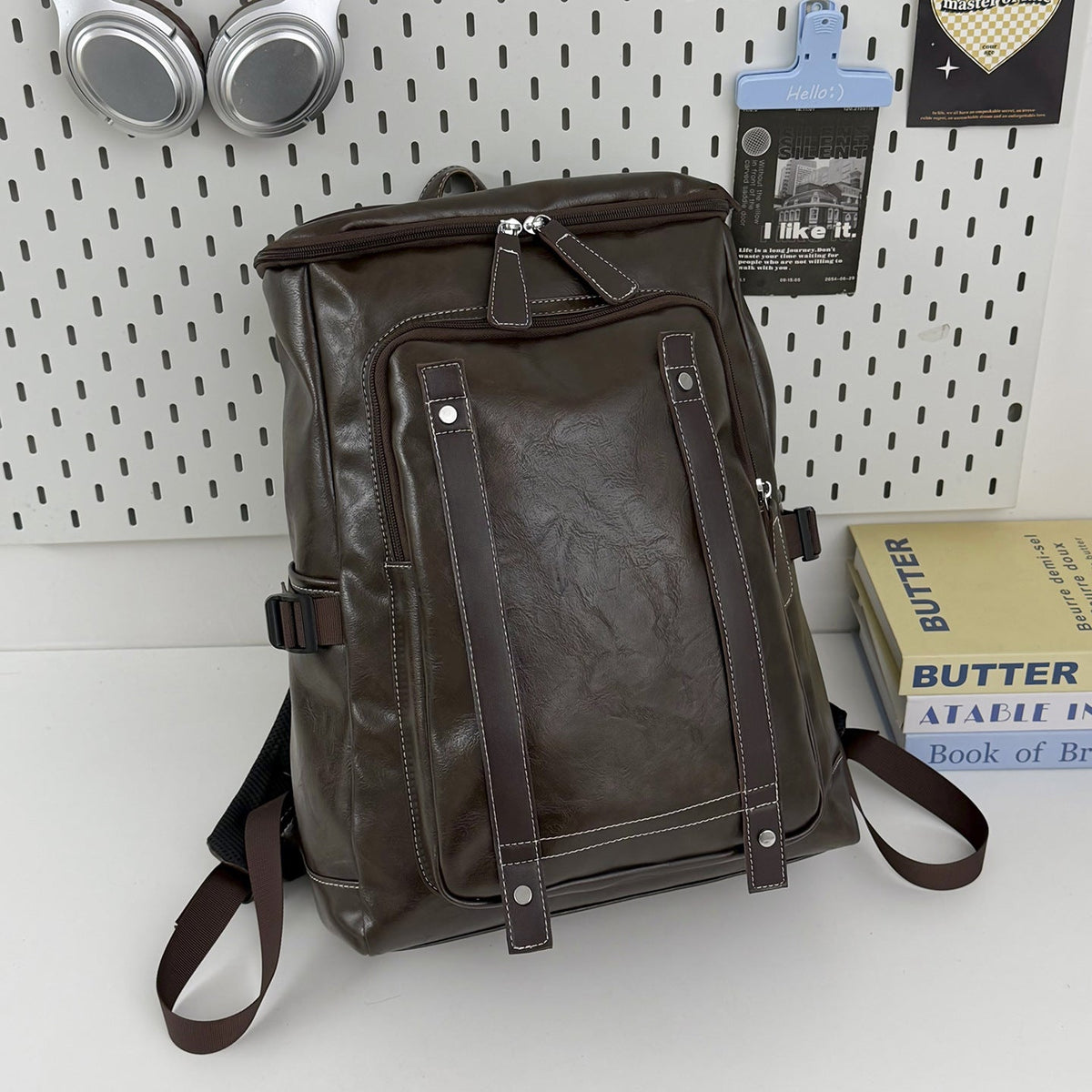 Elegant Functional Backpack LoungeYard — product view 7