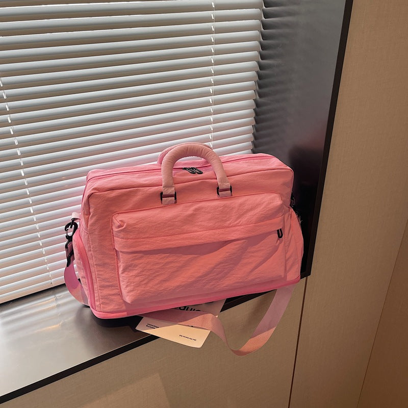 Spacious Multi-Purpose Weekend Duffel Bag LoungeYard — product view 2