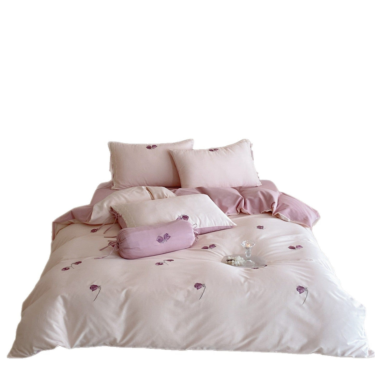 Romantic cotton bedding set with rose embroidery and lace details — product view 2