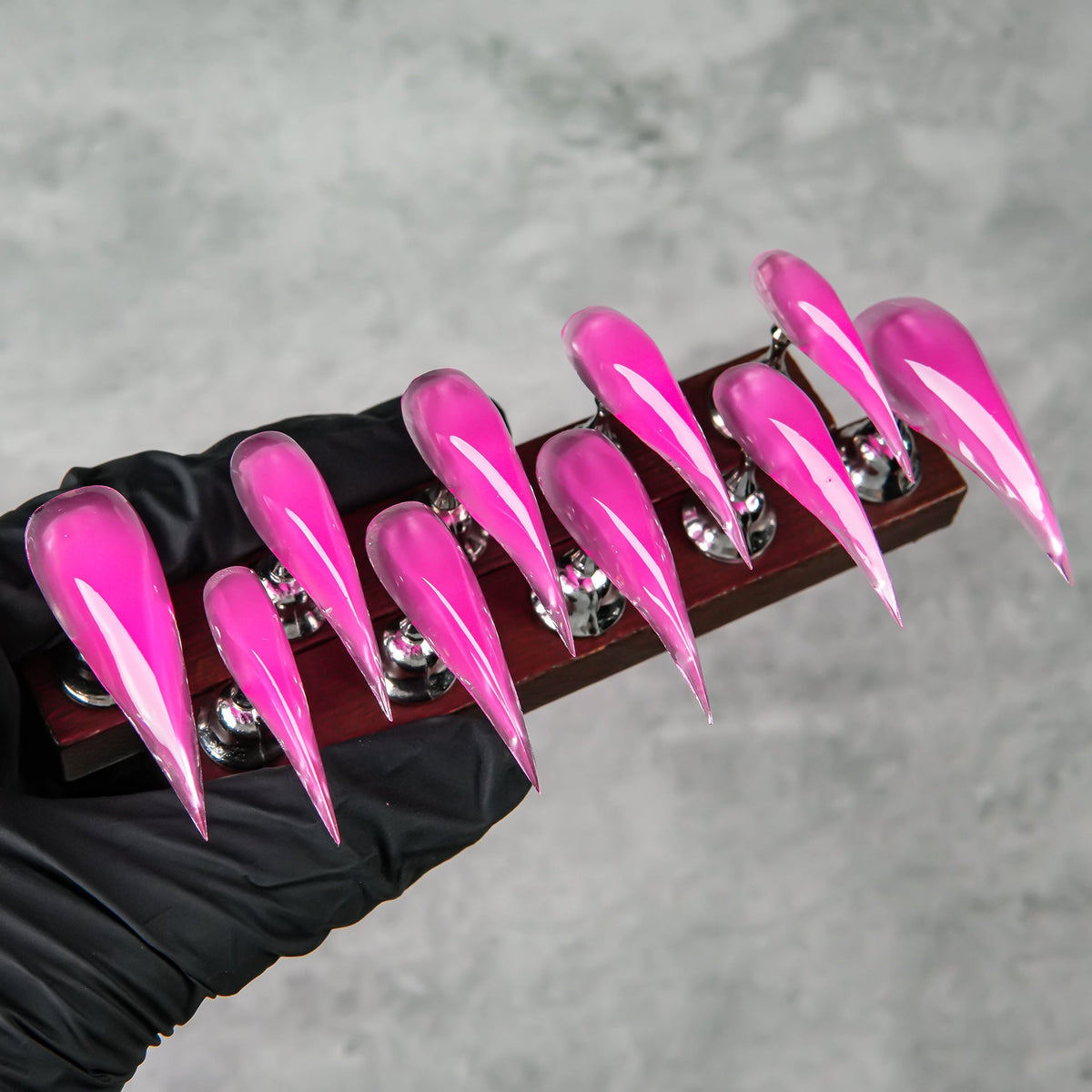 Stiletto Press-On Nail Enhancements Set — product view 2