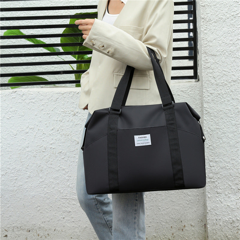 Casual Travel LoungeYard — product view 2