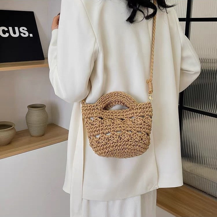 Hand-knotted bag with braided structure LoungeYard — product view 2