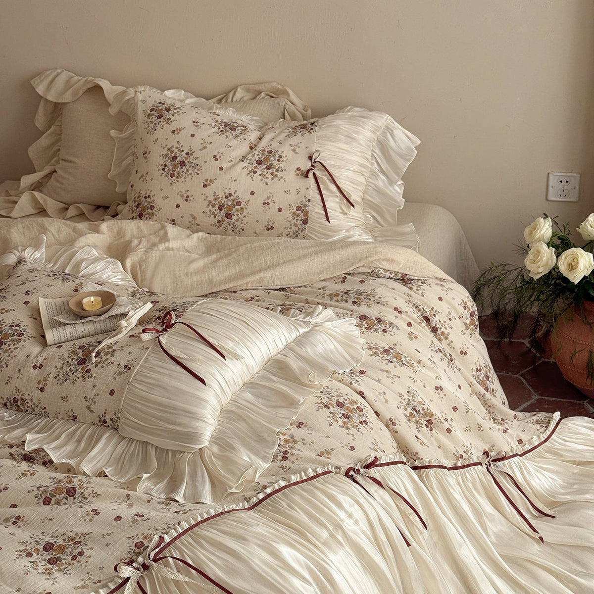 Bedding set with pleated satin bed skirt and vintage floral print — product view 1
