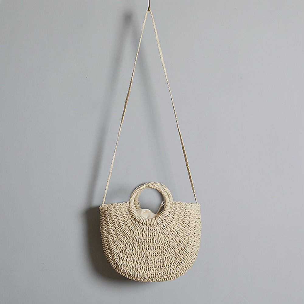 Handcrafted straw bag LoungeYard — product view 1