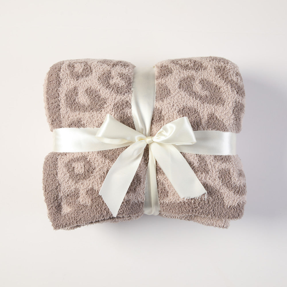 Luxurious Plush Decorative Throw Blanket — product view 6