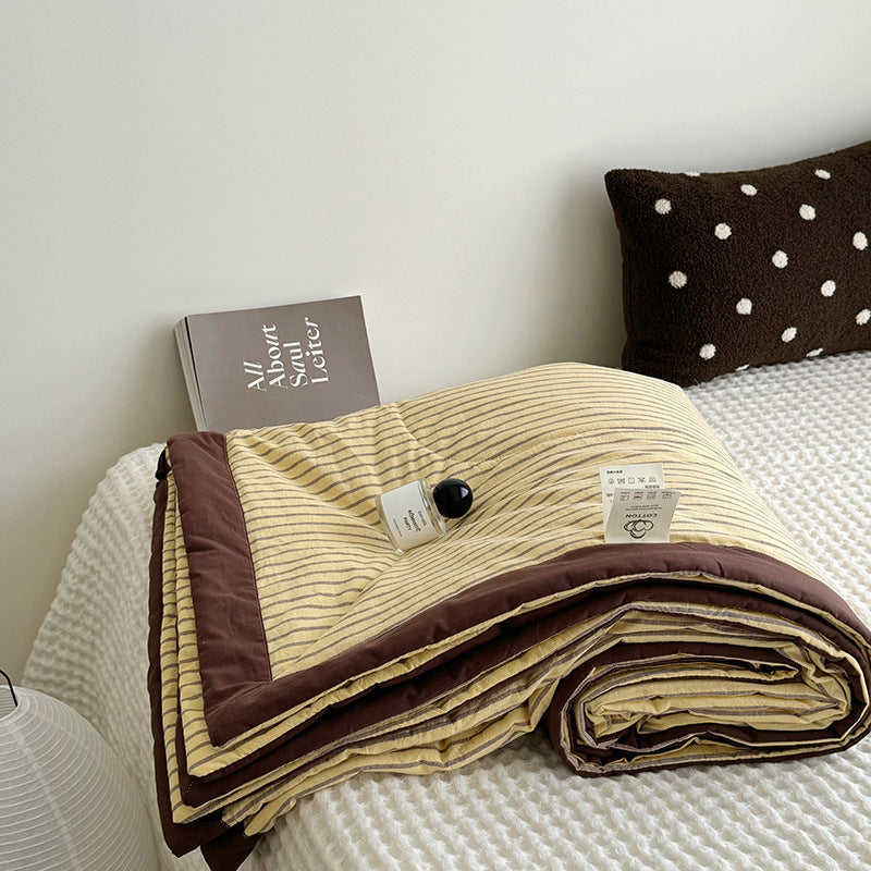 Women's quilted summer blanket LoungeYard — product view 3