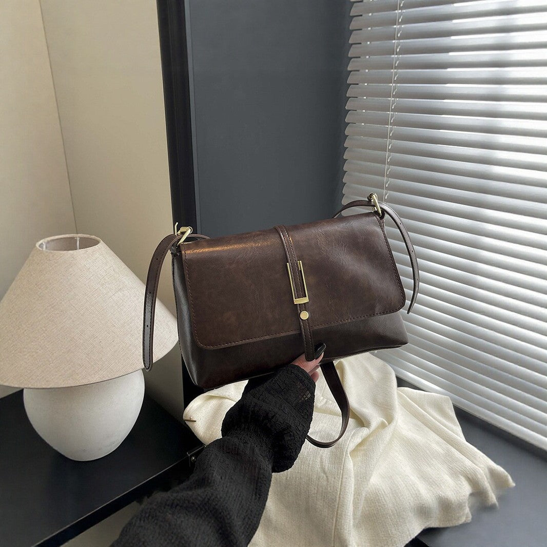 Elegant Crossbody Clutch Bag — product view 4