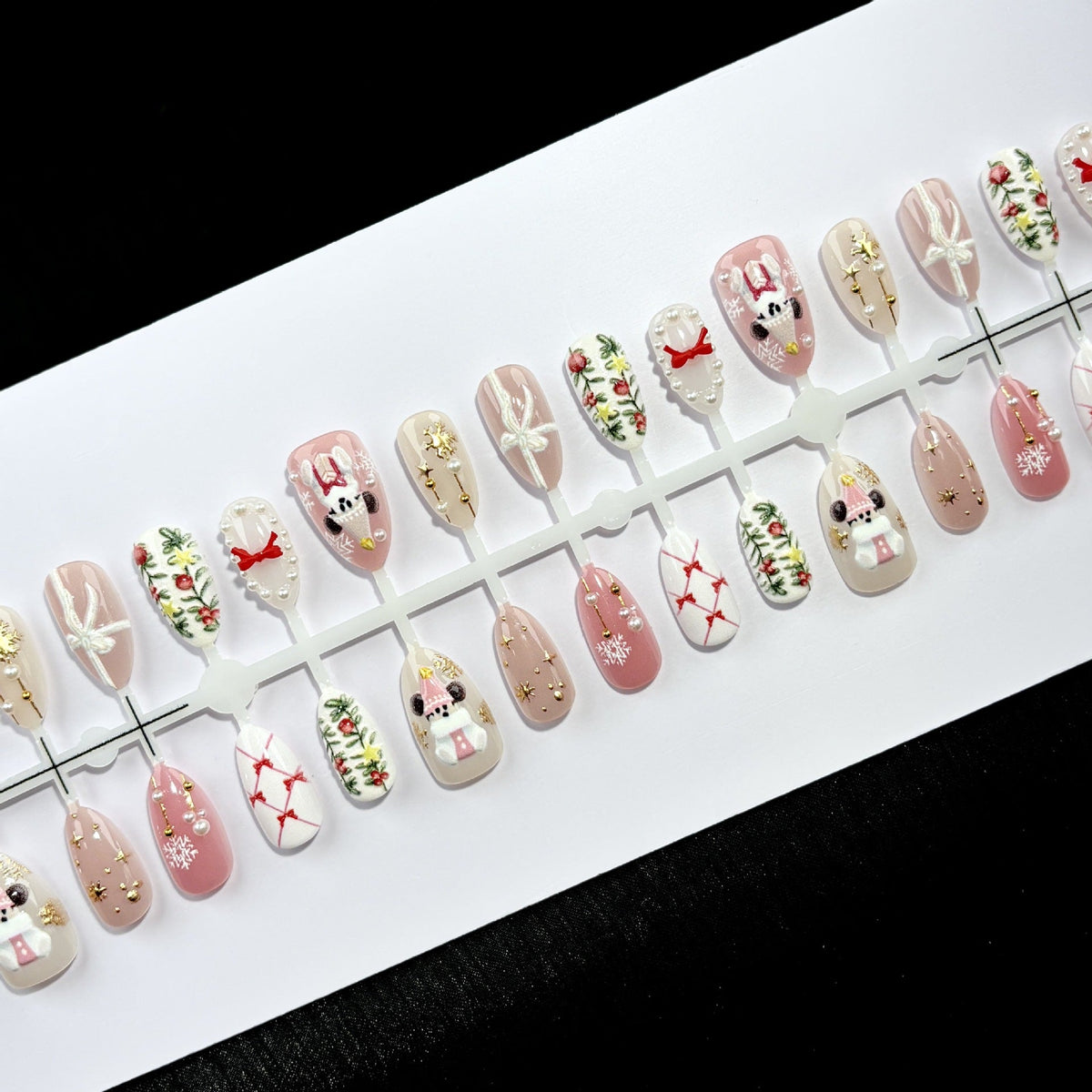Festive Themed Holiday Press-On Nail Set — product view 2