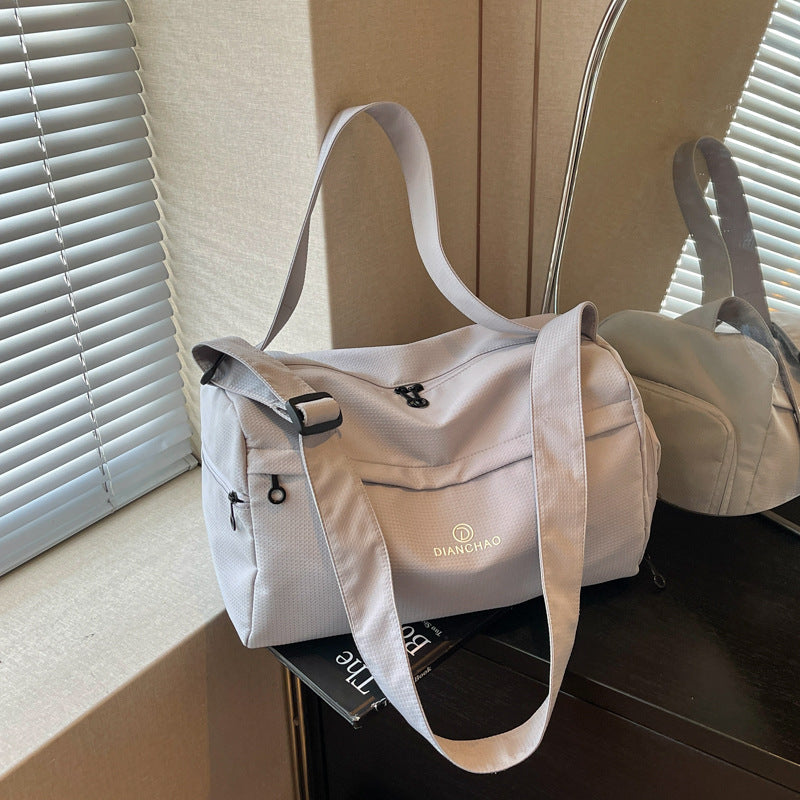 Compact Travel Duffle Bag LoungeYard — product view 1