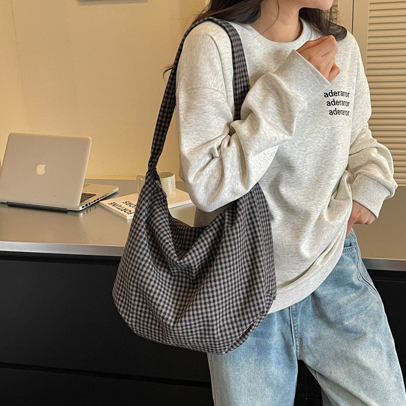 Checkered Pattern Shoulder — product view 4