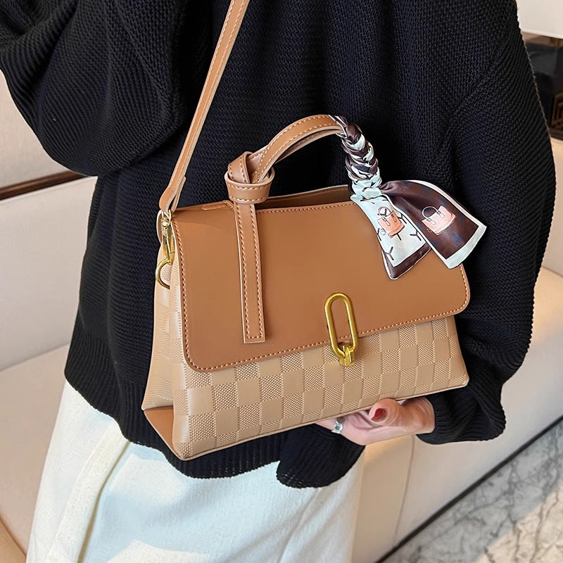 Structured Tote Handbag LoungeYard — product view 4