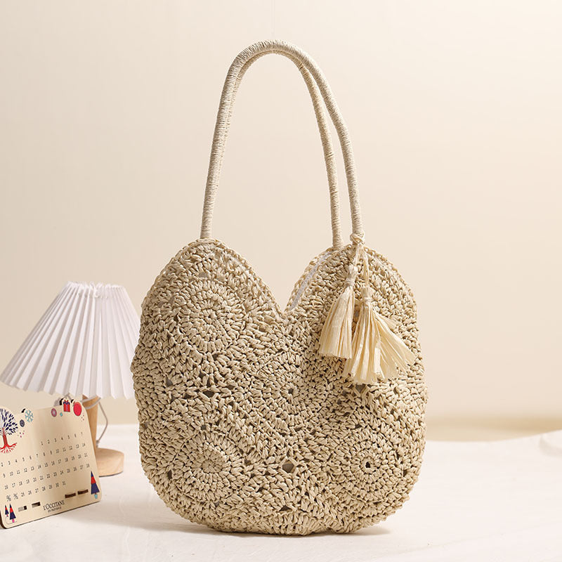 Handmade straw bag with structured design LoungeYard — product view 5