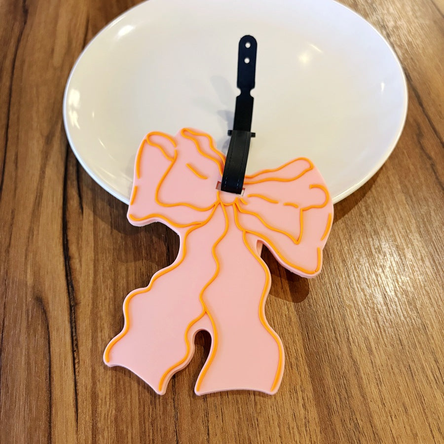 Silicone Bow-Shaped Luggage Tag LoungeYard — product view 2