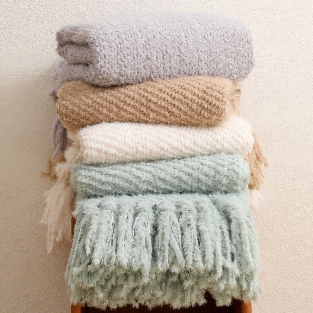 Soft Textured Throw Blanket LoungeYard — product view 1