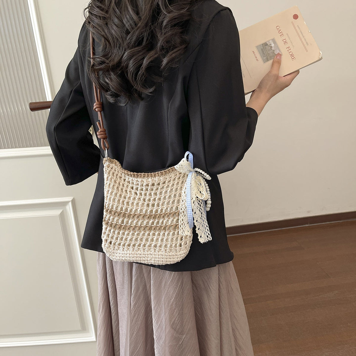 Crocheted Shoulder Bag — product view 3