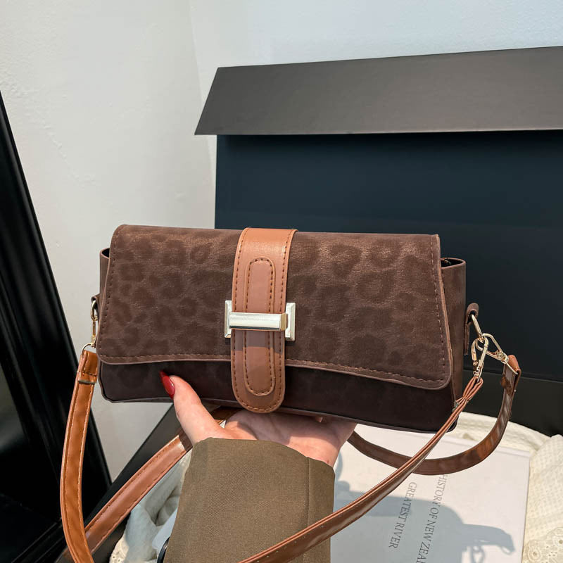 Elegant Crossbody Handbag — product view 4