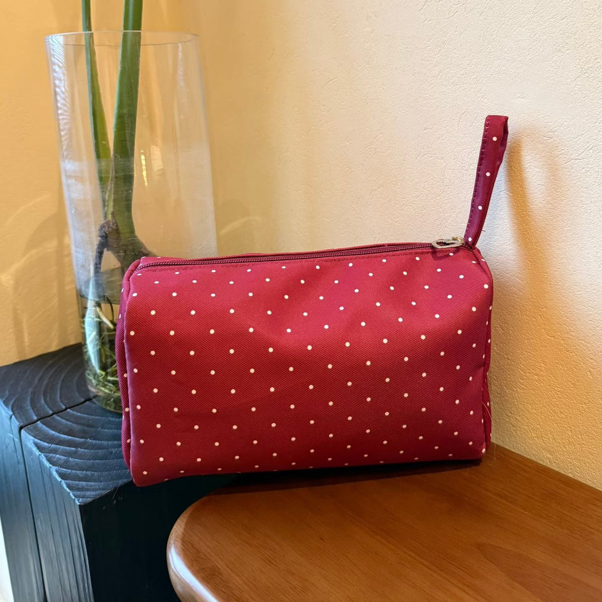 Practical cosmetic organizer bag LoungeYard — product view 7