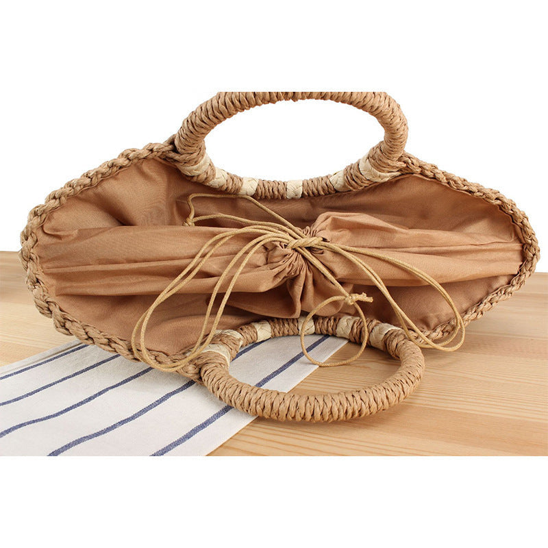 Handcrafted beach bag with extraordinary design LoungeYard — product view 3
