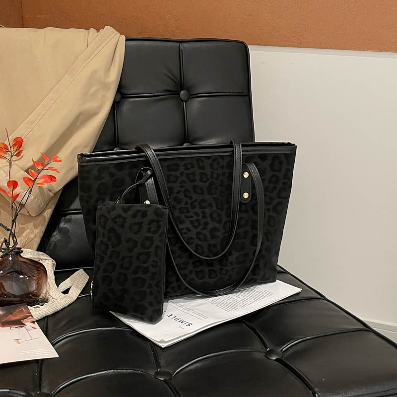 Stylish Leopard Print Tote Bag — product view 6