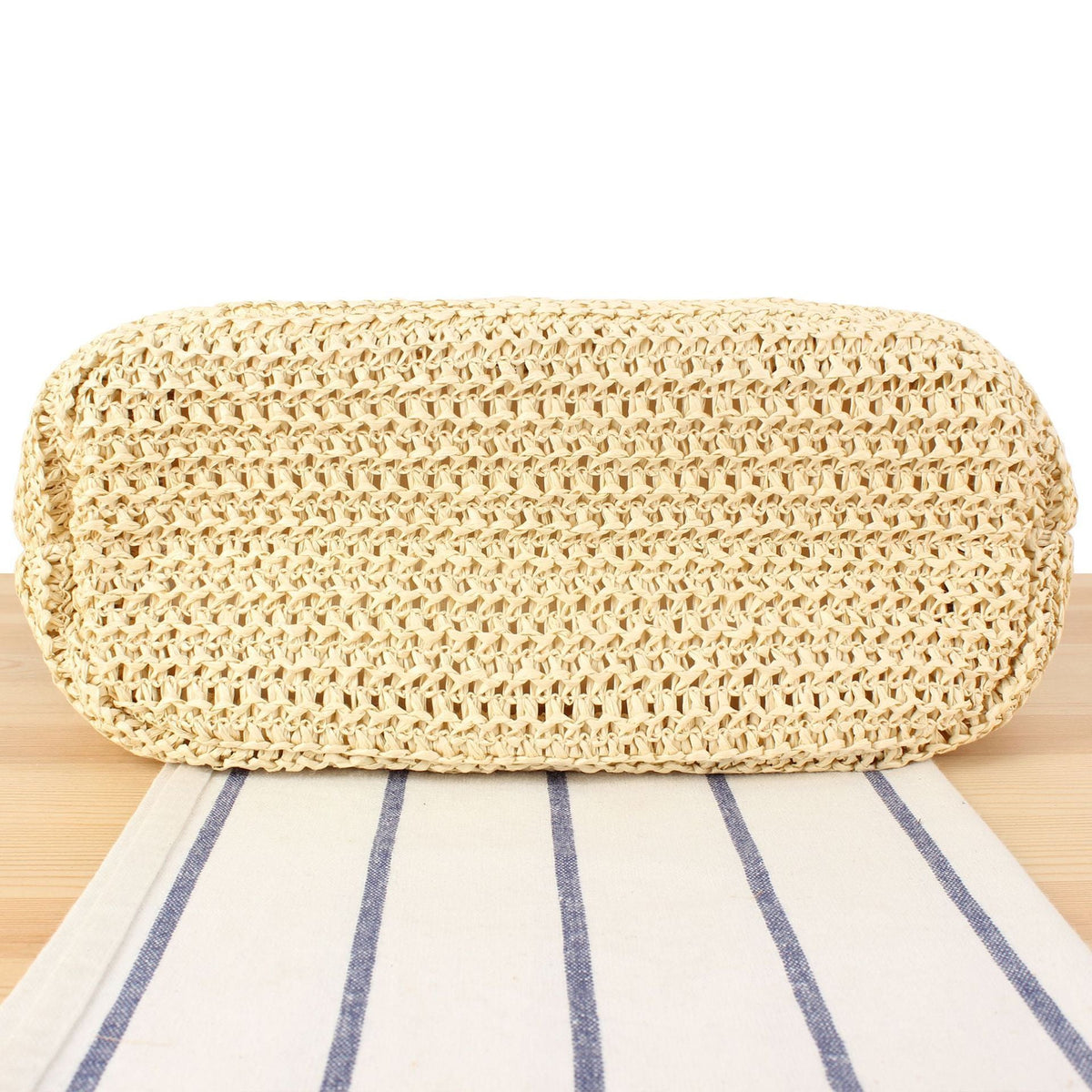 Handbag Made of Natural Braided Material with Elegant Leather Straps LoungeYard — product view 4