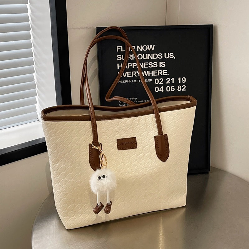 Elegant Structured Tote Bag LoungeYard — product view 4