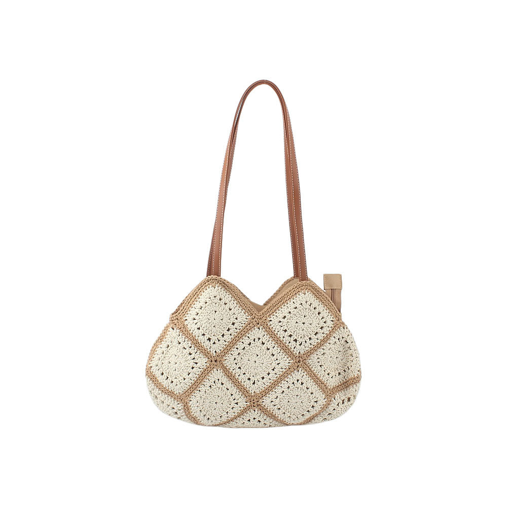Crochet bag with elegant leather accent LoungeYard — product view 4