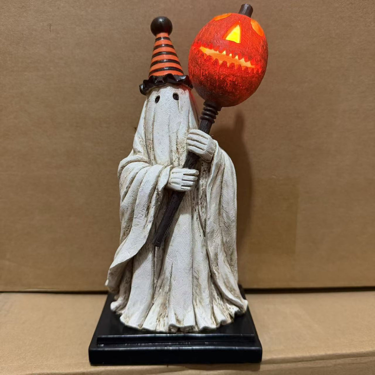 Halloween Decorative Figurine Bowlift — product view 1
