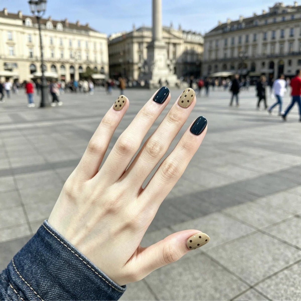 Artistic Nail Design — product view 1