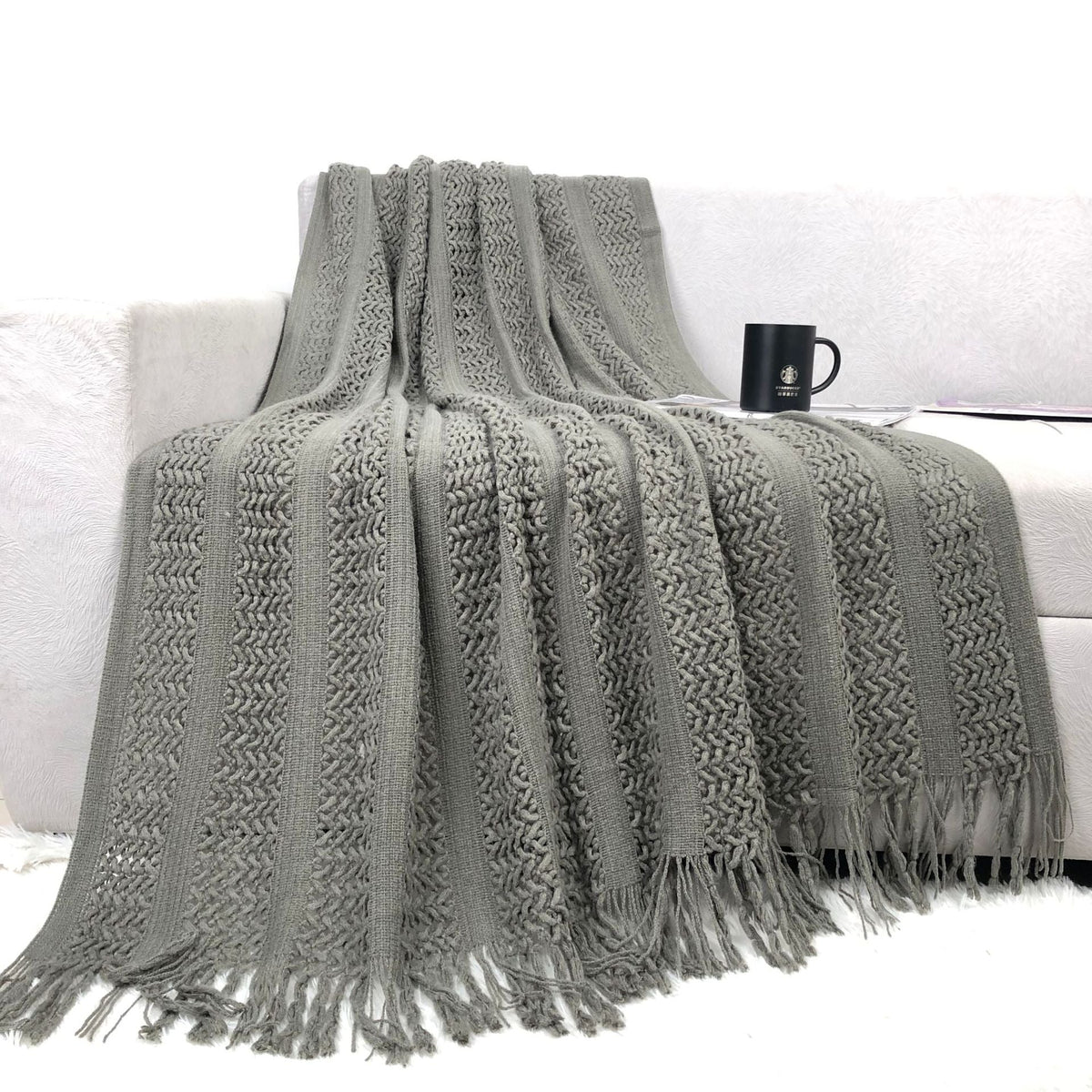 Decorative Throw Blanket LoungeYard — product view 7