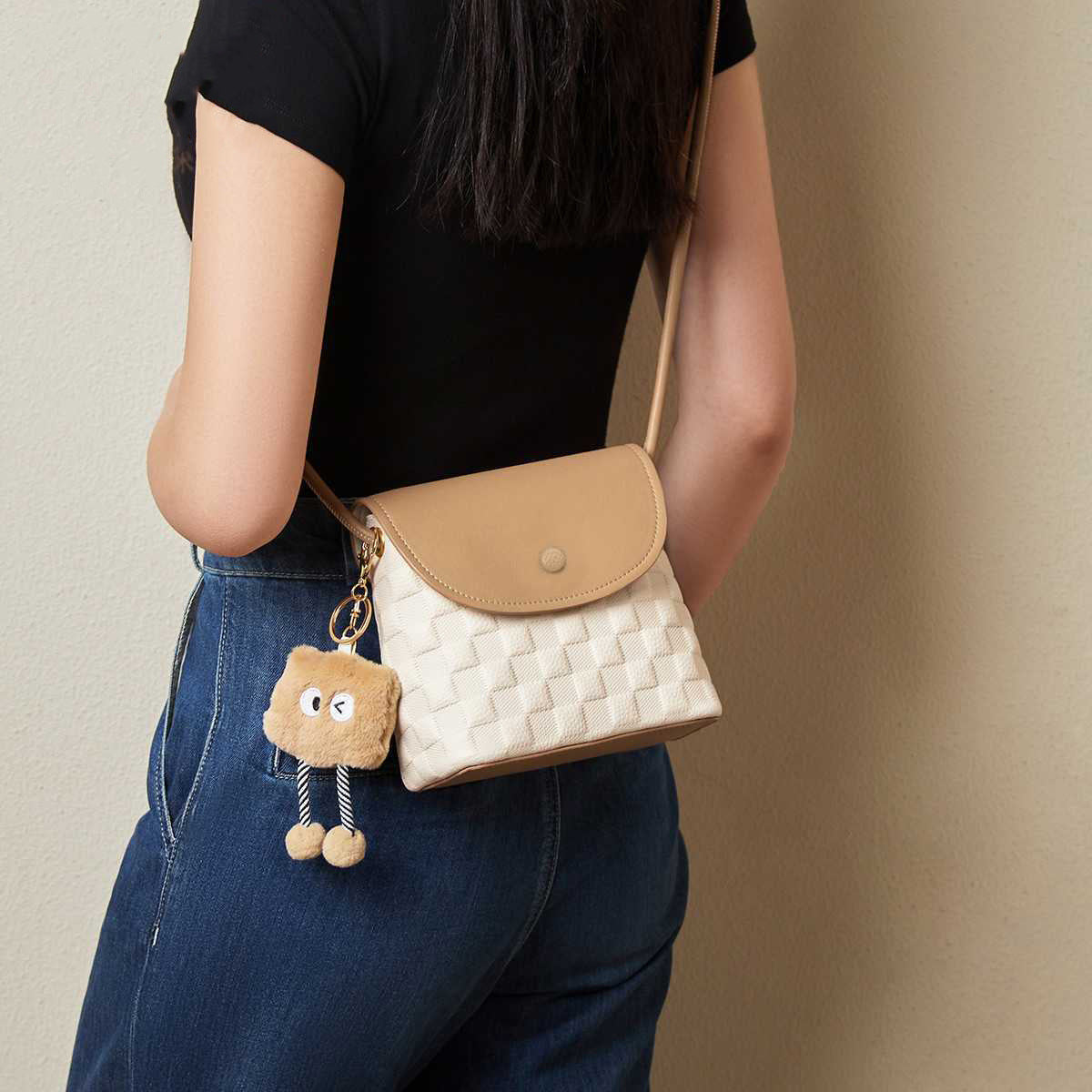 Charming Textured Crossbody Bag LoungeYard — product view 3
