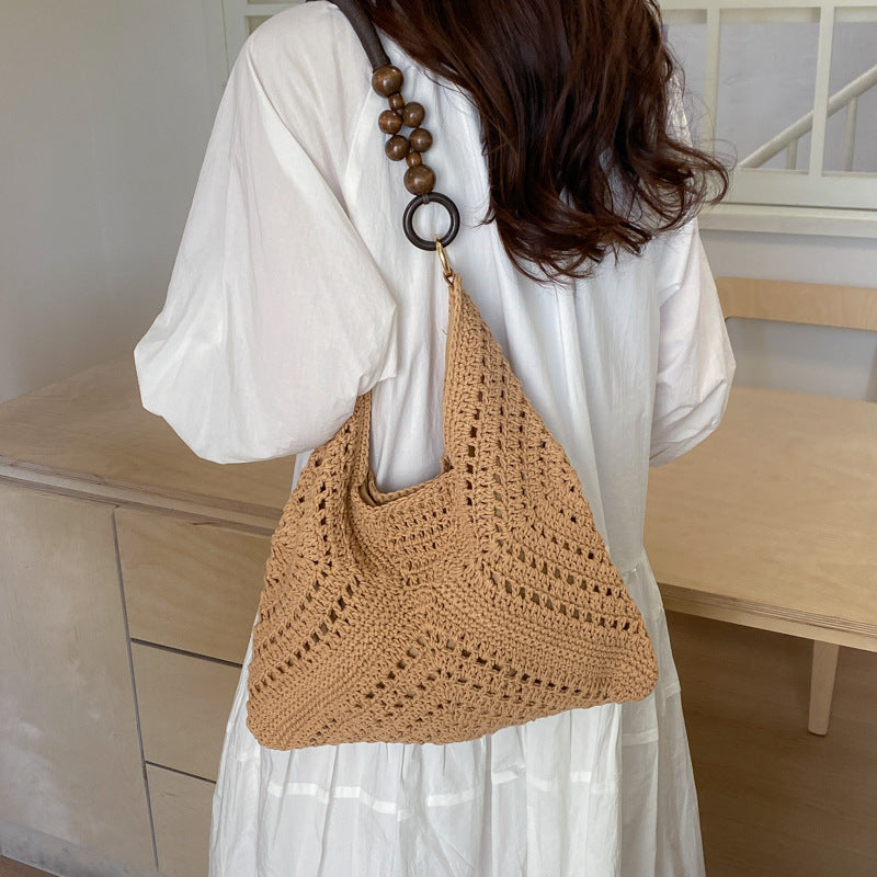 Handmade chunky knit bag LoungeYard — product view 2