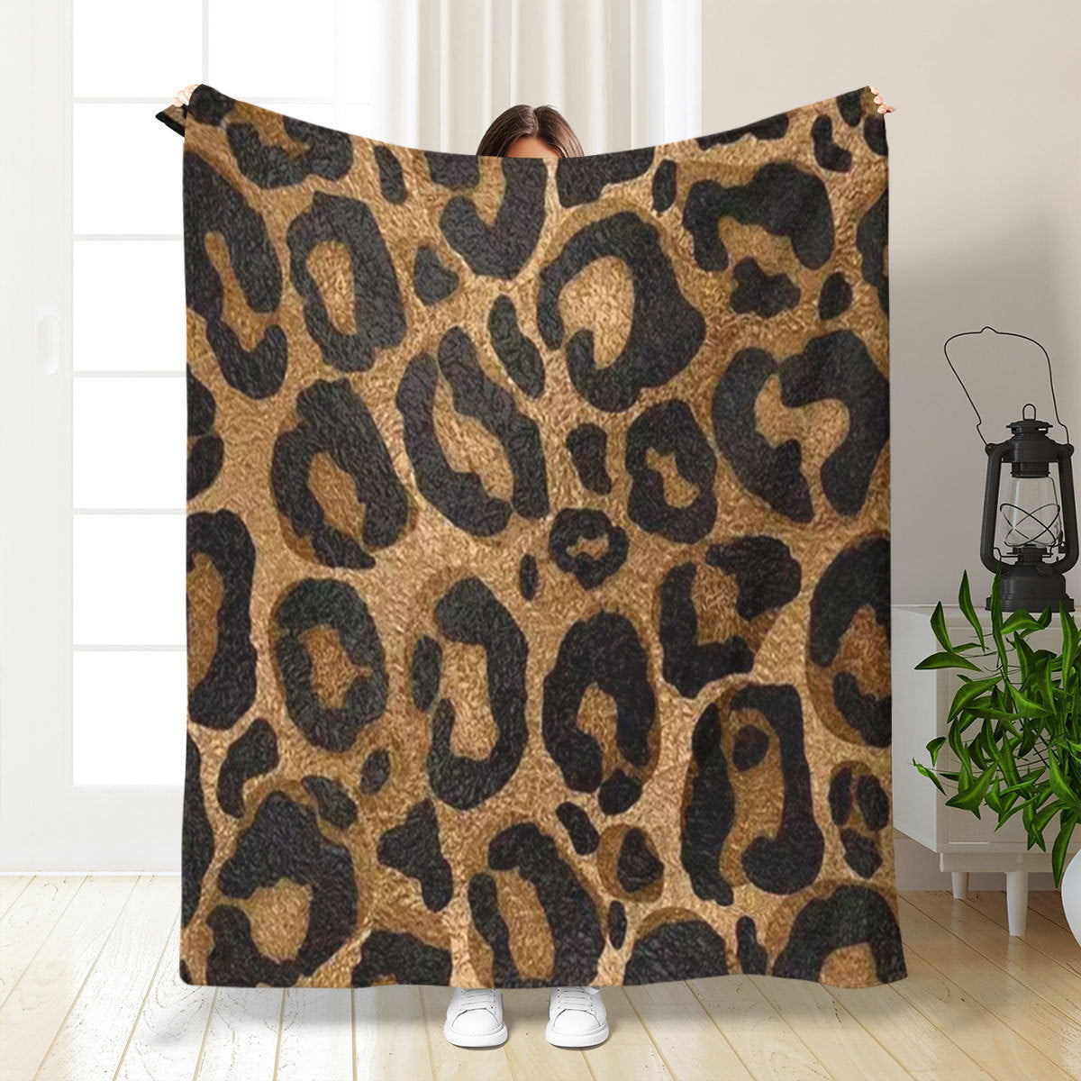 Artistic Leopard Print Throw Blanket — product view 6