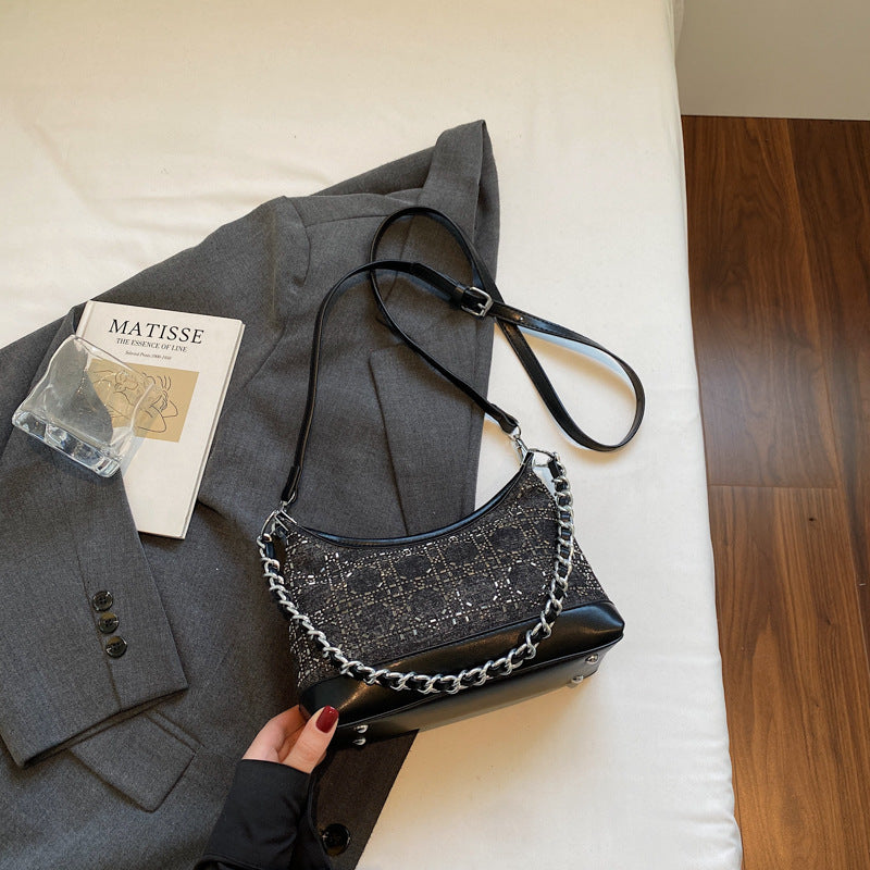 Chic Trendy Shoulder Bag LoungeYard — product view 7