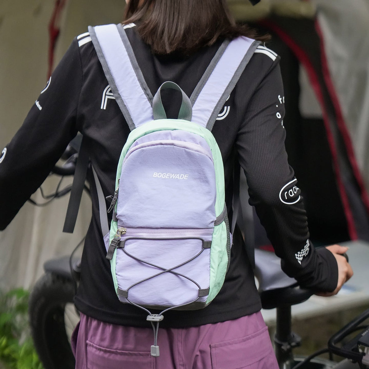 Compact Outdoor Daypack LoungeYard — product view 1