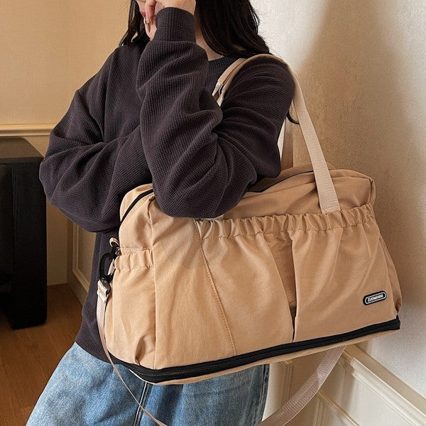 Versatile Utility Travel Duffle Bag LoungeYard — product view 3