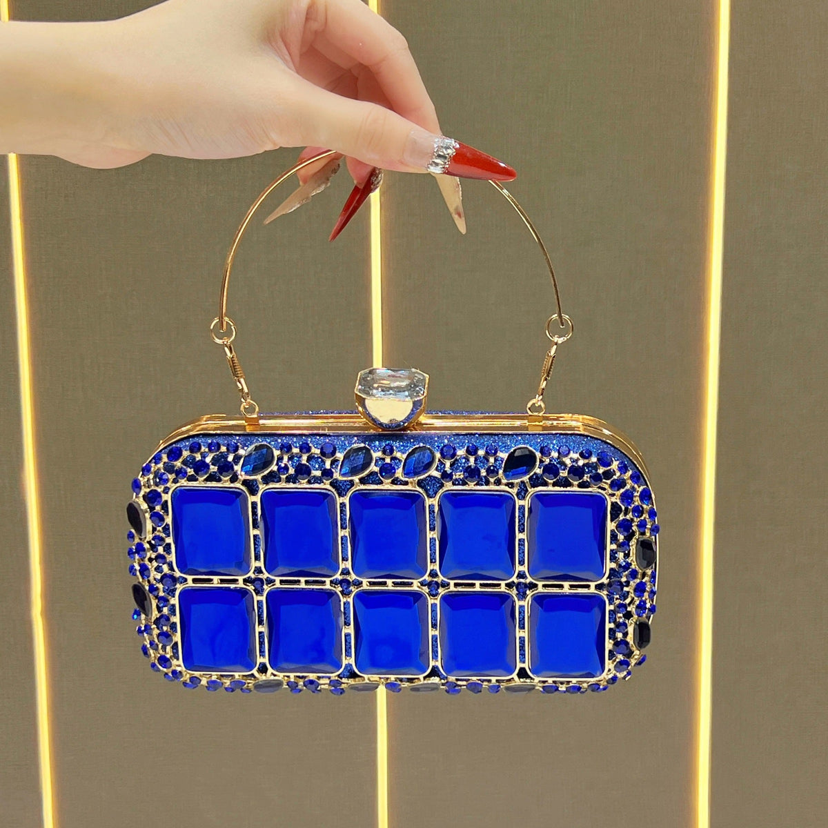 Decorative Handheld Evening Purse — product view 3