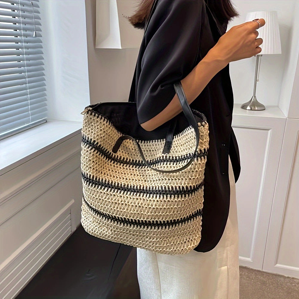 Spacious Beach Bag Made of Braided Natural Material LoungeYard — product view 1