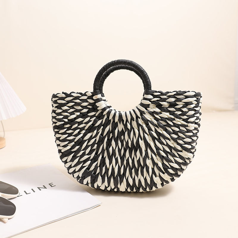 Braided basket bag with unique design LoungeYard — product view 2
