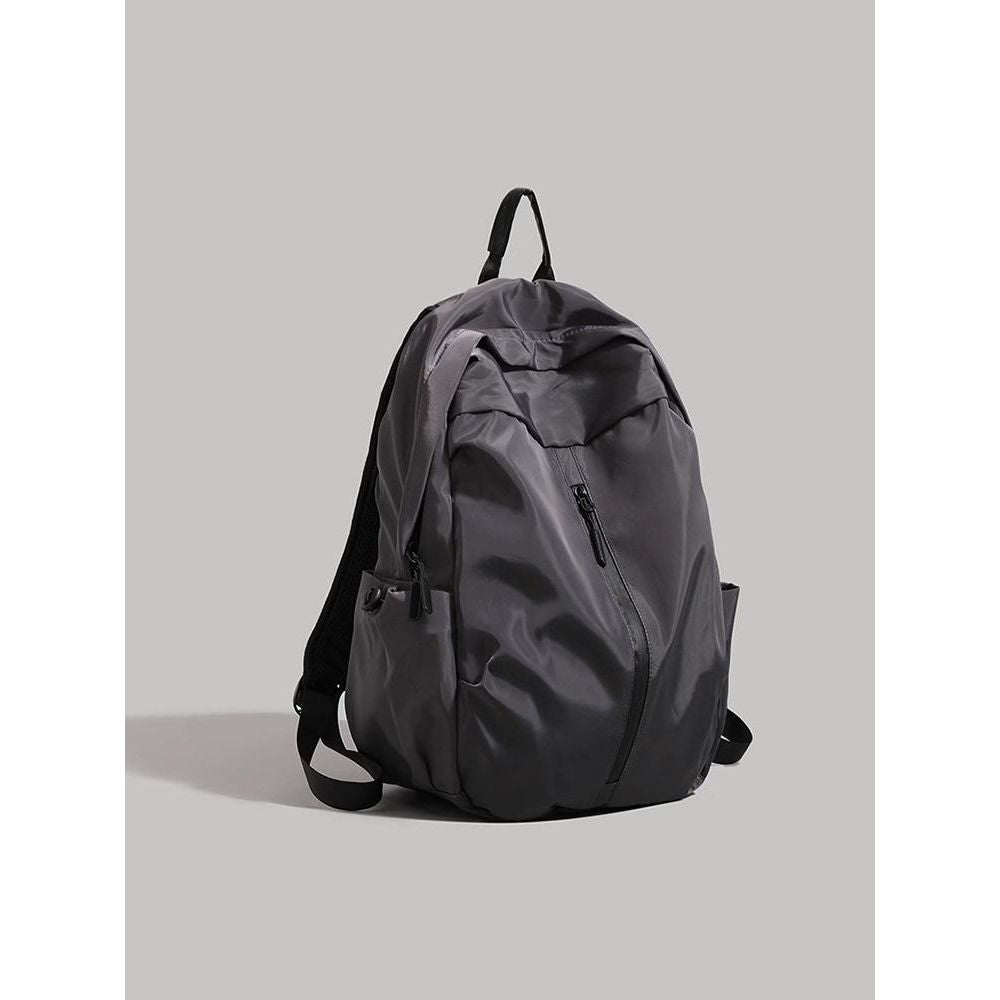 Lightweight Multi-Functional Travel Backpack LoungeYard — product view 2