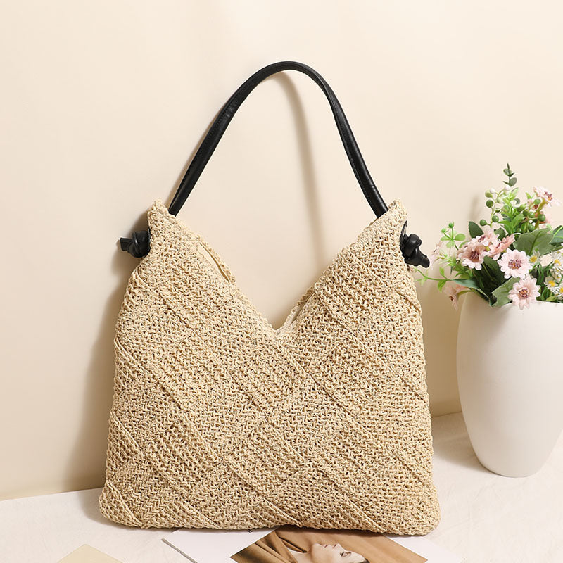 Braided Shoulder Bag Made of Natural Materials LoungeYard — product view 2