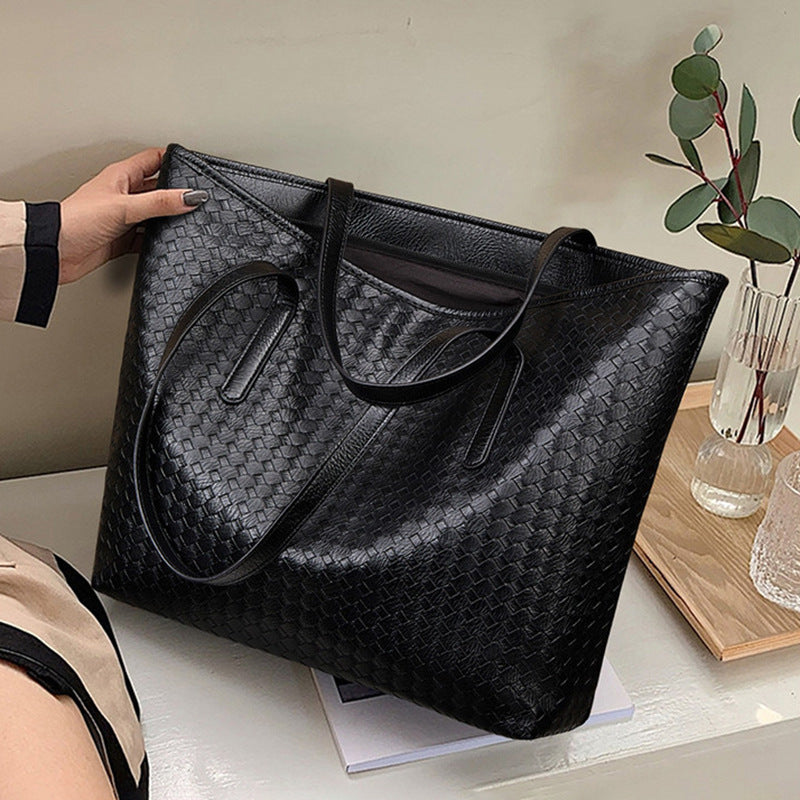 Woven Leather Tote Bag LoungeYard — product view 2