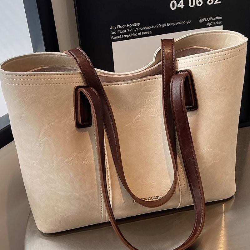 Modern Luxury Handheld Tote LoungeYard — product view 1