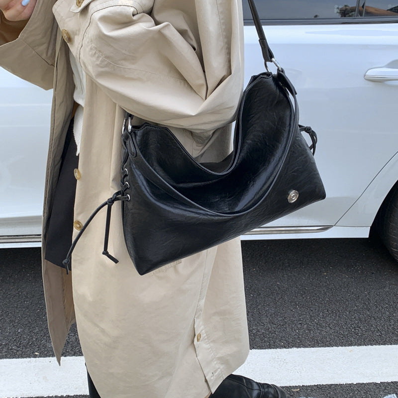 Luxurious Slouchy Handbag LoungeYard — product view 5