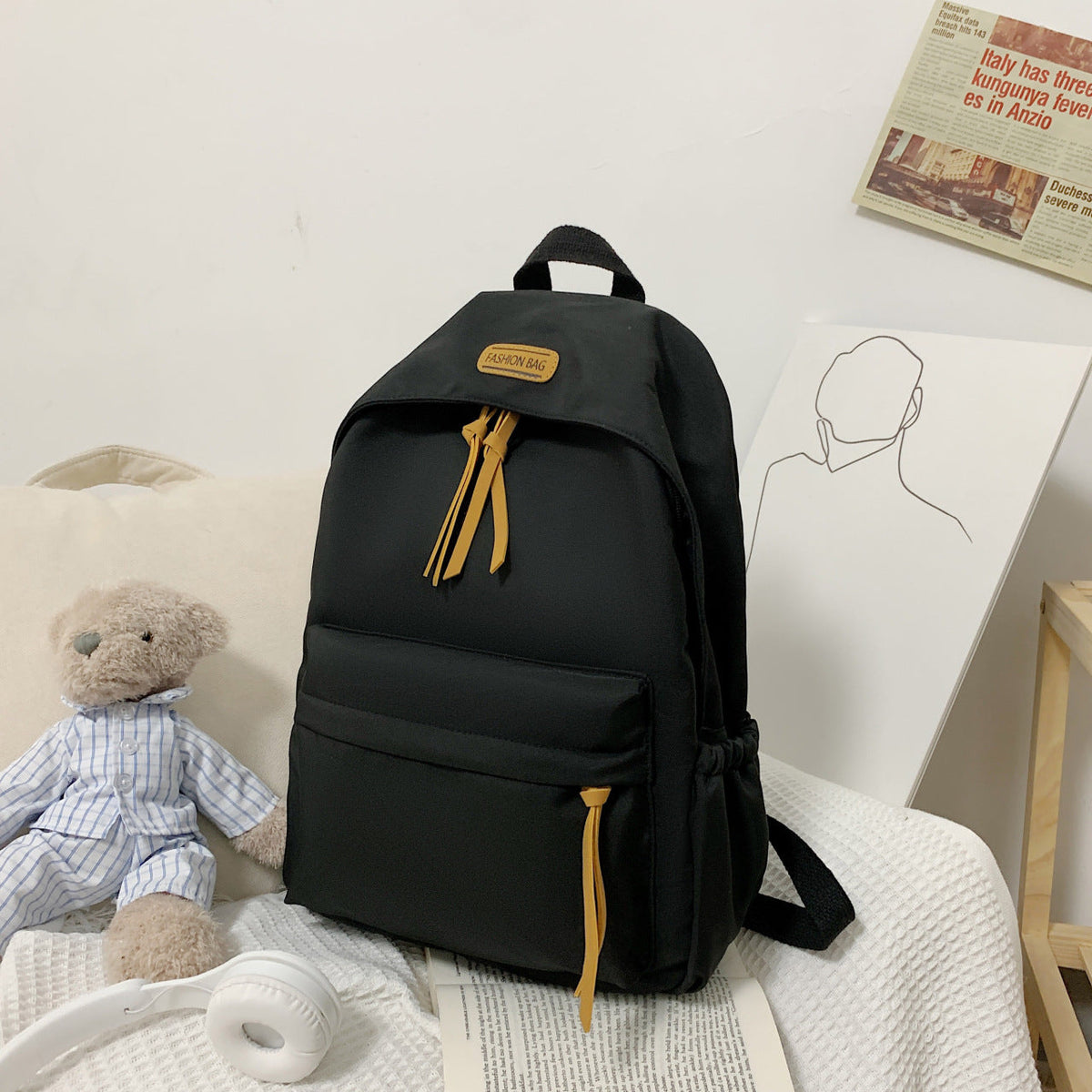 Versatile Travel Backpack LoungeYard — product view 6